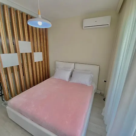 Apartment Central Studio Tirana