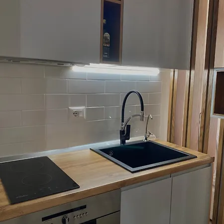 Central Studio Apartment Tirana
